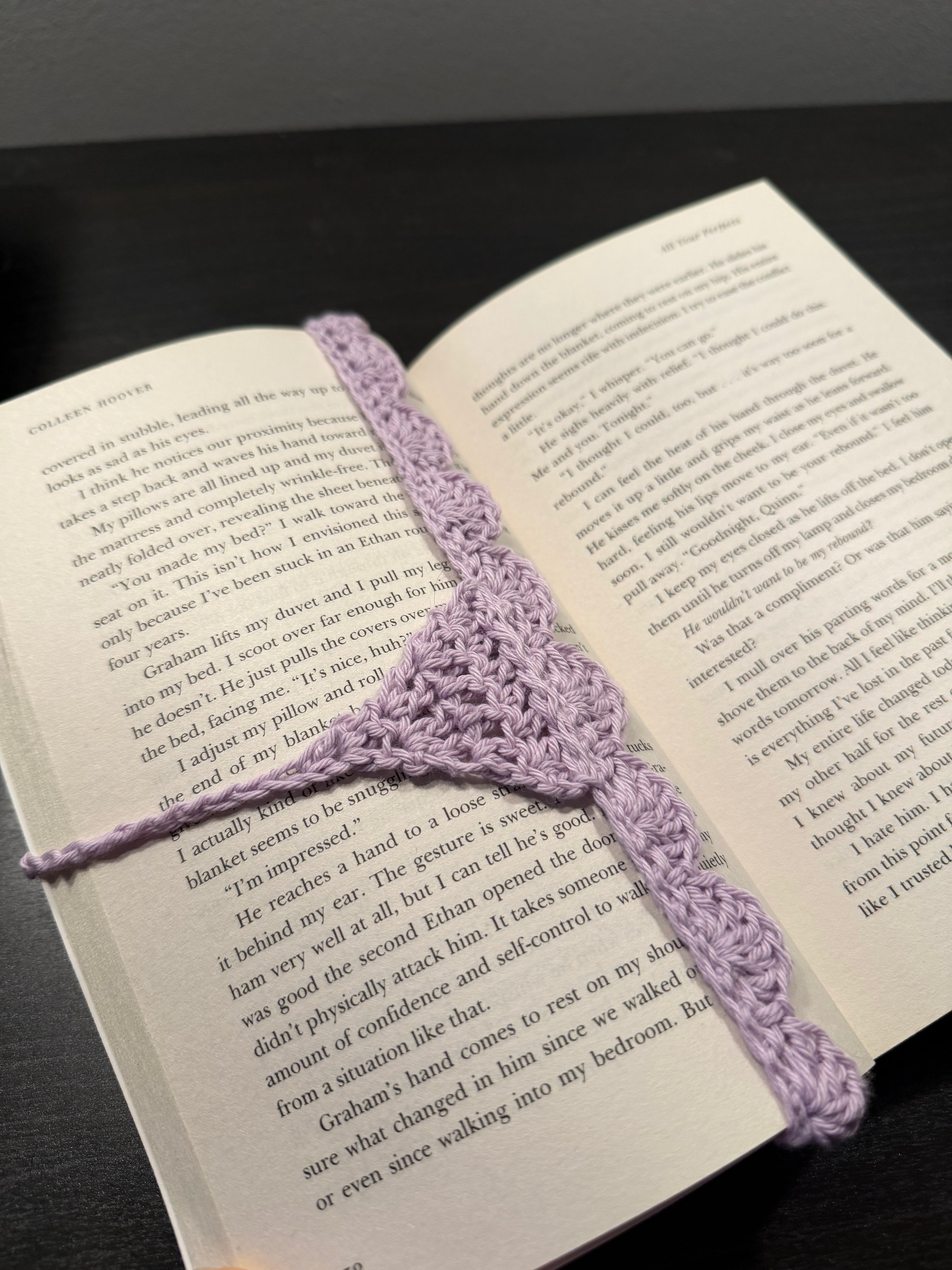 BOOK THONG PATTERN