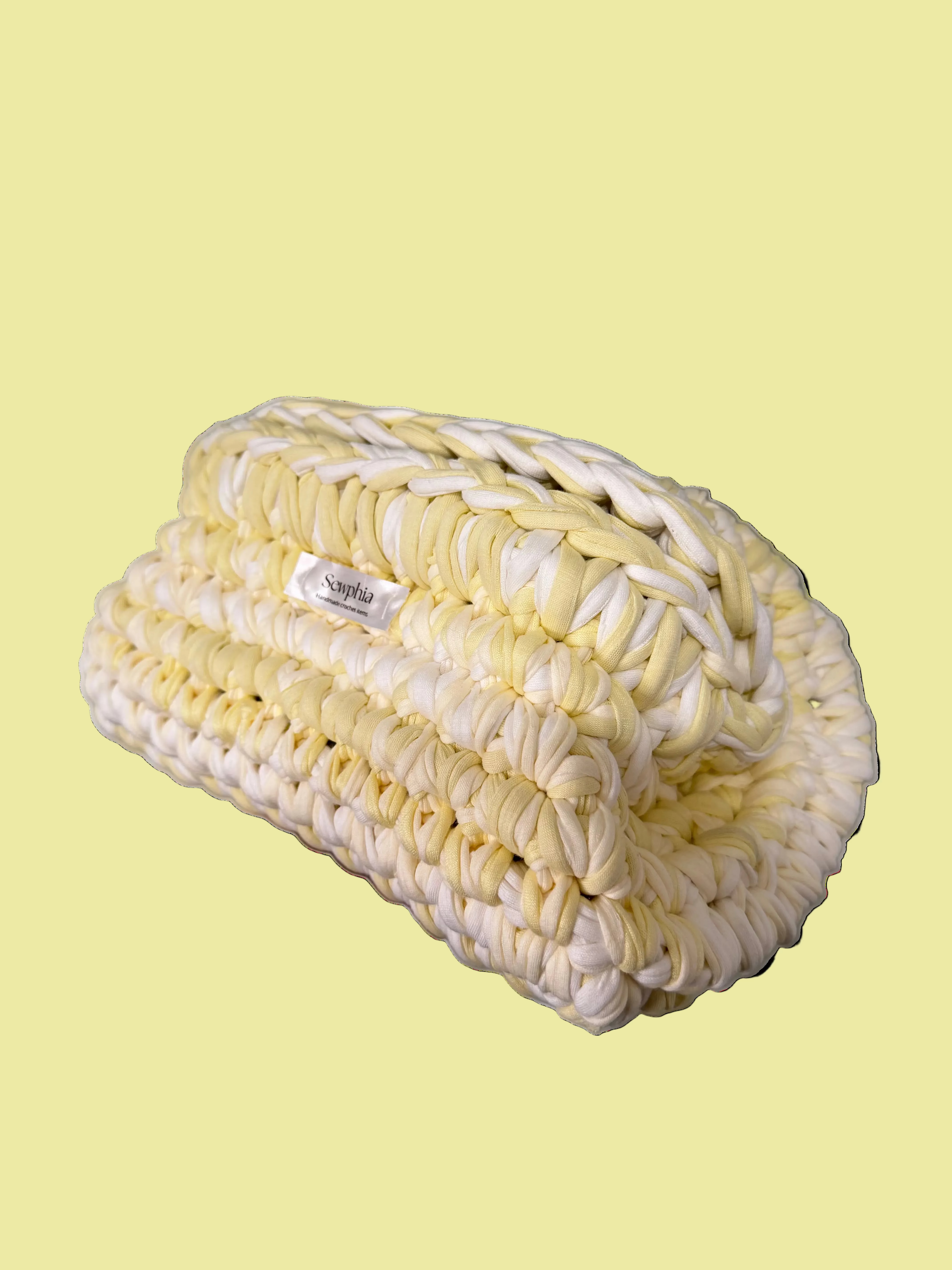 WHITE AND YELLOW CLUTCH